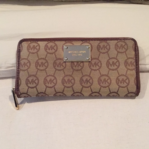 KORS Michael Kors Handbags - Michael Kors wallet